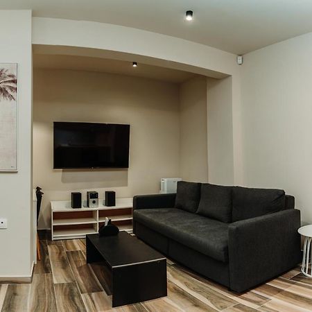 Blackhaus Family And Friends Deluxe Apartment Салоніки Екстер'єр фото