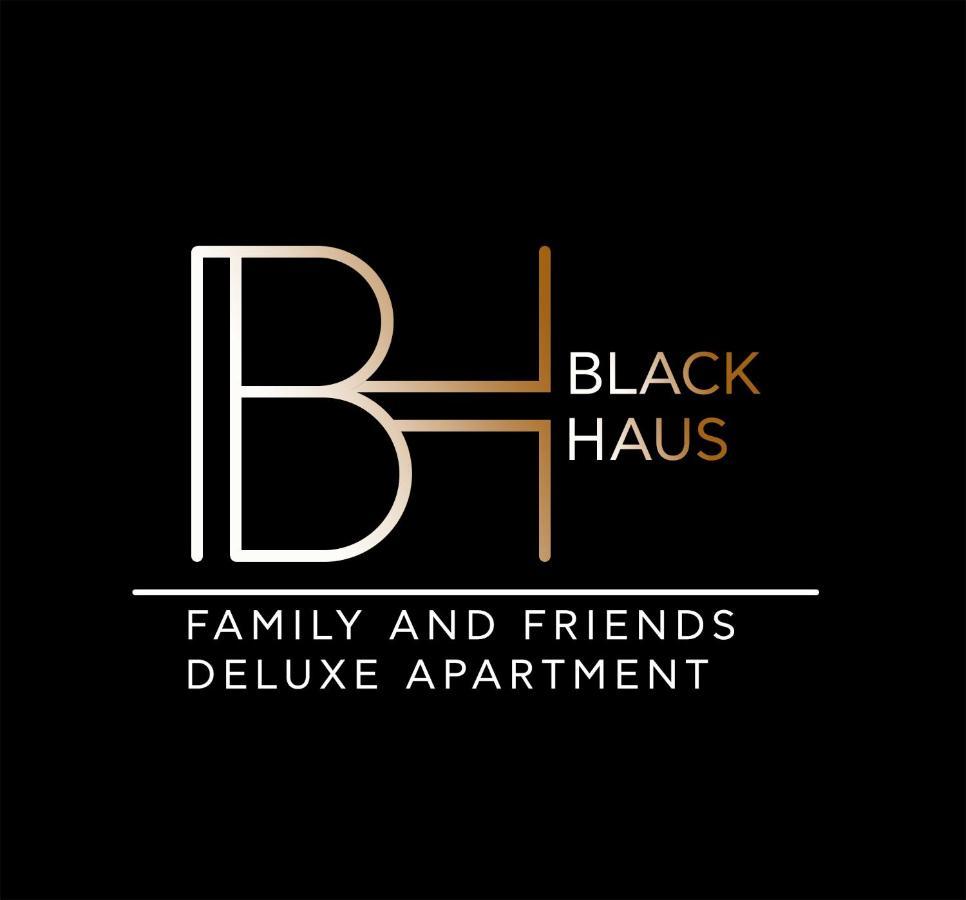 Blackhaus Family And Friends Deluxe Apartment Салоніки Екстер'єр фото
